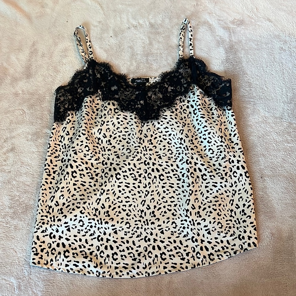 Rue 21 leopard print shirt